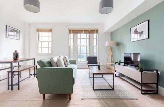 2 Bed Apartment in Haggerston