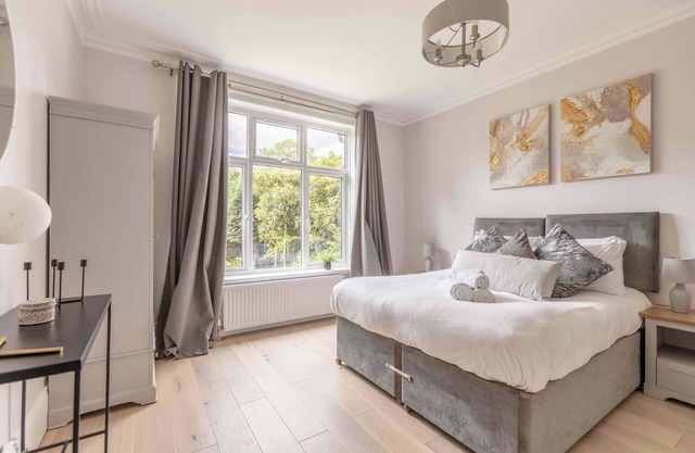 2-Bed Close to Windsor Castle & Ascot Races