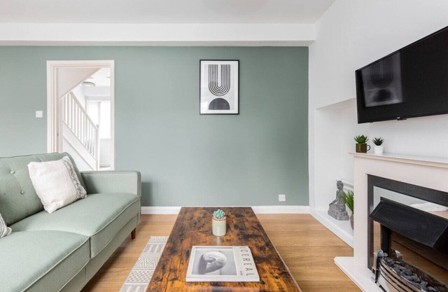 2 Bed Flat with Garden in Canonbury