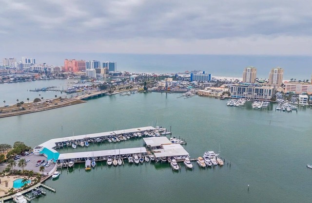 2 bed one bath/furnished, laundry on site carport pool boat docks in clearwater