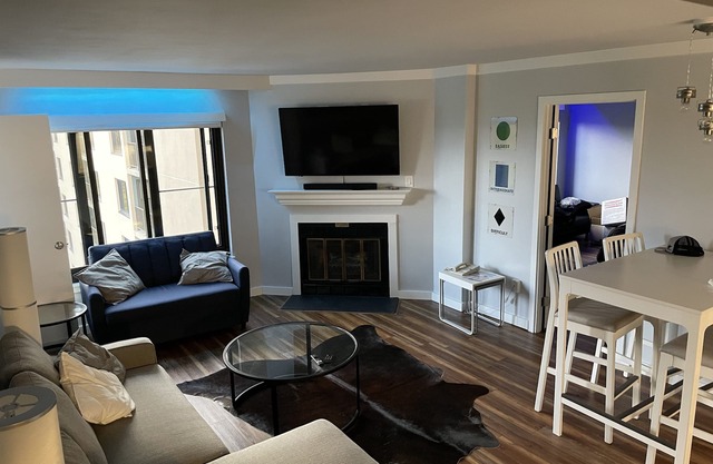 2 Bedroom, 2 Bath Condo on the slopes w/night skiing!
