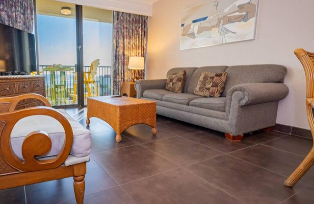 2 Bedroom 2 Bathroom Condo #708
