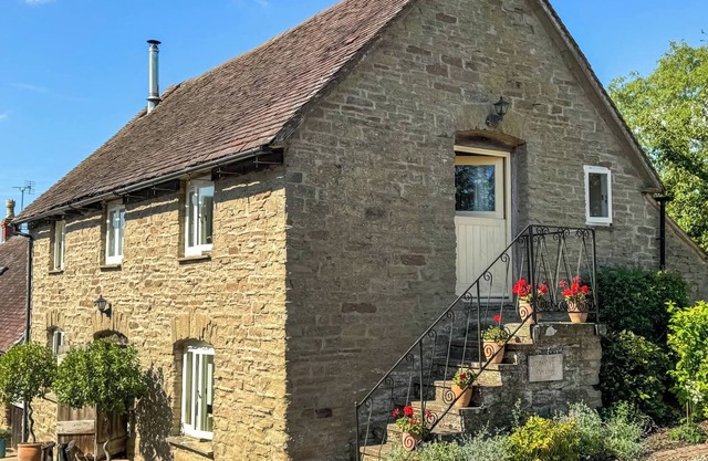 2 bedroom accommodation in Clifton-on-Teme