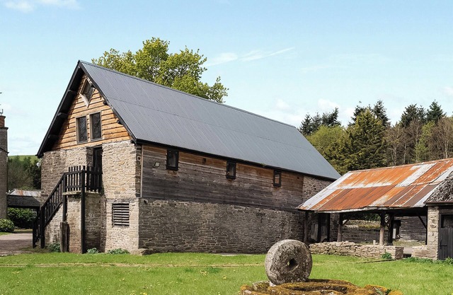 2 bedroom accommodation in Whitney-on-Wye, near Hereford