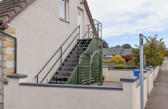 2 bedroom accommodation in Alness, near Invergordon