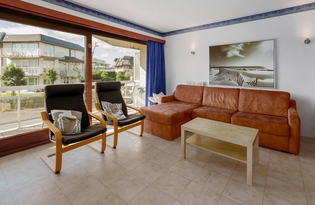 2 bedroom accommodation in Sint Idesbald