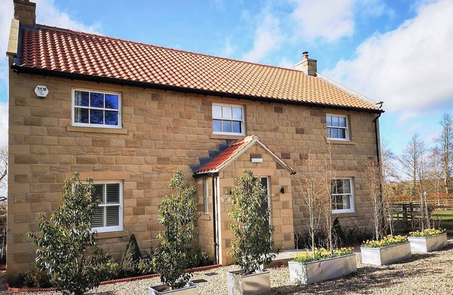 2 bedroom accommodation in Thimbleby, near Northallerton