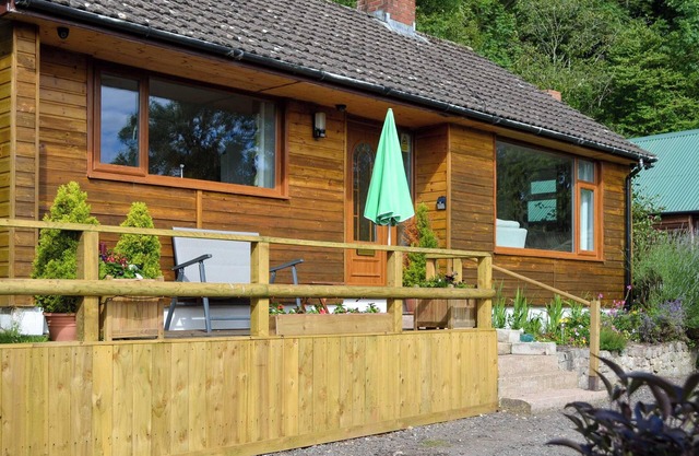 2 bedroom accommodation in Graigfechan, near Ruthin
