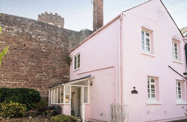 2 bedroom accommodation in Ross-on-Wye