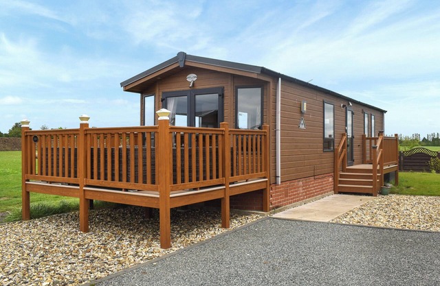 2 bedroom accommodation in Stowmarket