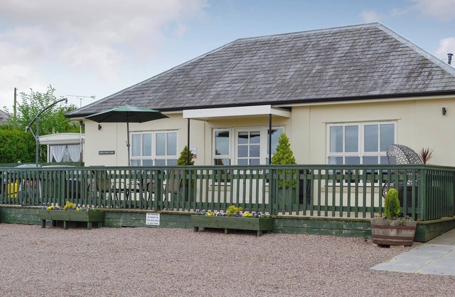 2 bedroom accommodation in Forden, near Welshpool