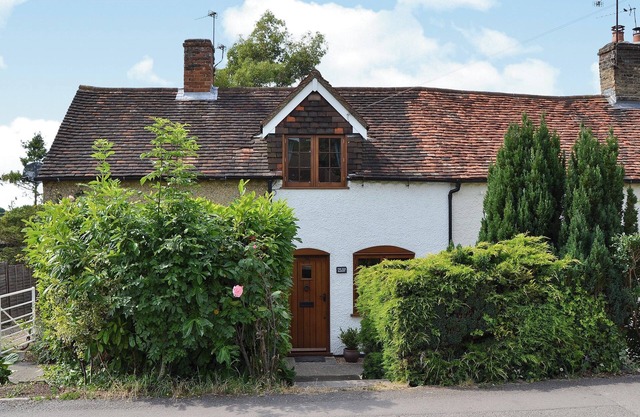 2 bedroom accommodation in Wendover, Aylesbury