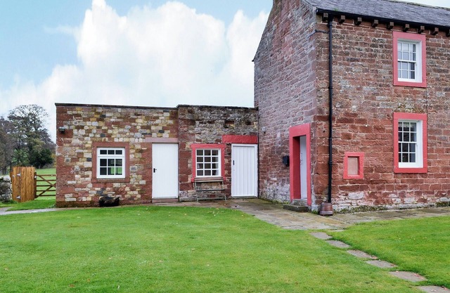 2 bedroom accommodation in Greenwell, near Brampton