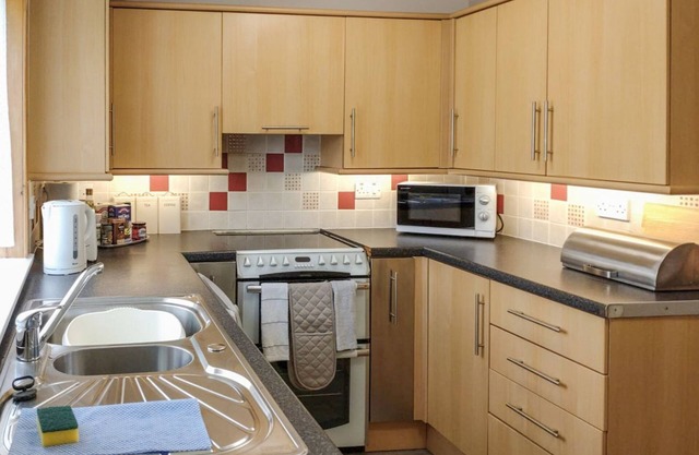 2 bedroom accommodation in Kildonan