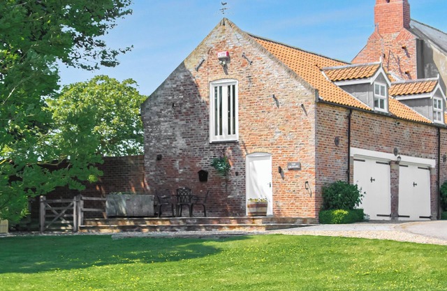 2 bedroom accommodation in Aldbrough, near Hornsea