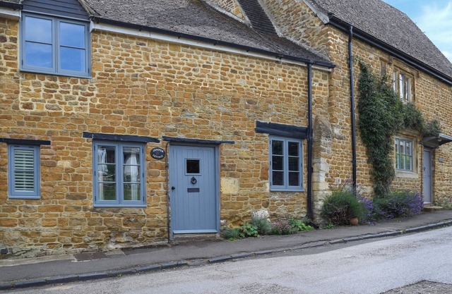 2 bedroom accommodation in Hook Norton, near Chipping Norton