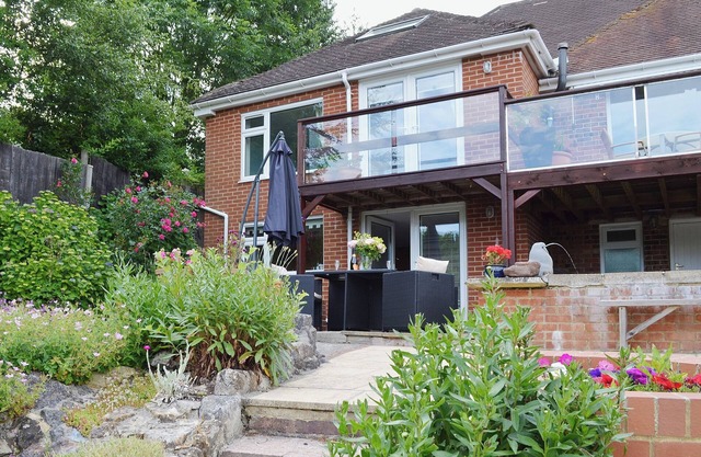 2 bedroom accommodation in Fairlight, near Hastings