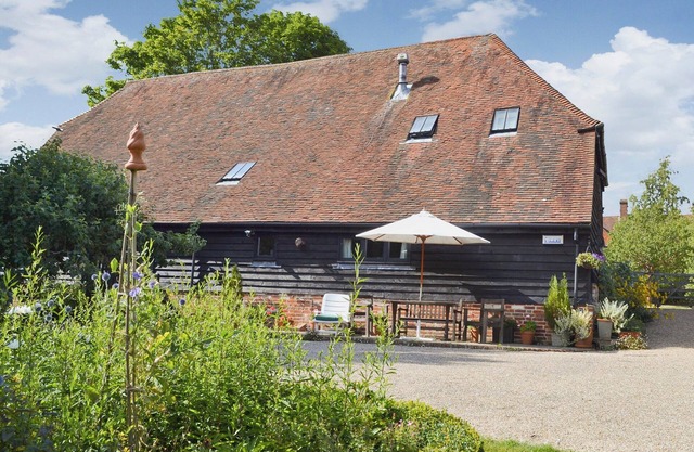 2 bedroom accommodation in Burwash