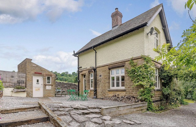 2 bedroom accommodation in Miller&rsquo;s Dale, near Buxton