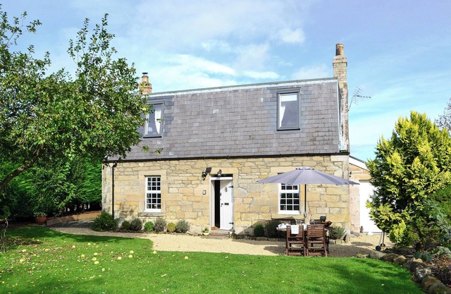 2 bedroom accommodation in Edrom, near Duns