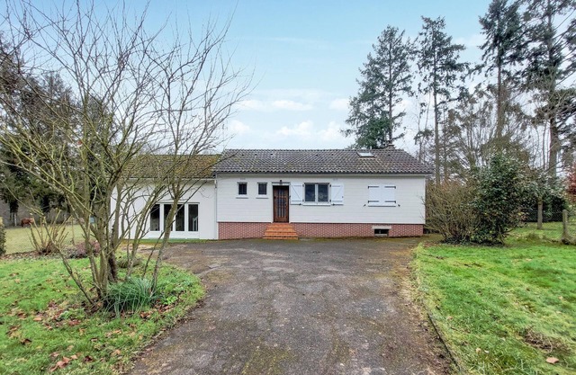 2 bedroom amazing home in Montliard