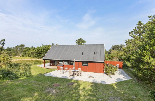 2 bedroom amazing home in Skagen