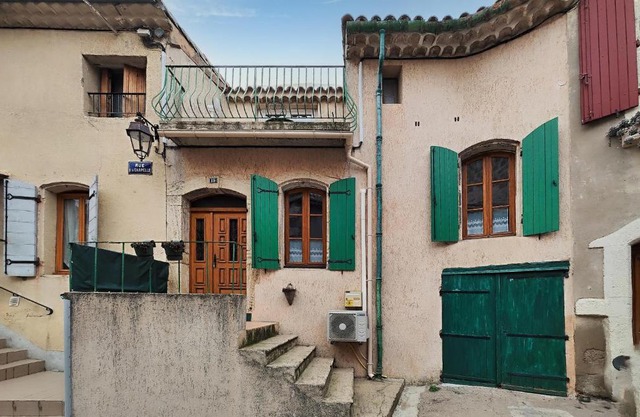 2 Bedroom Amazing Home In Servian