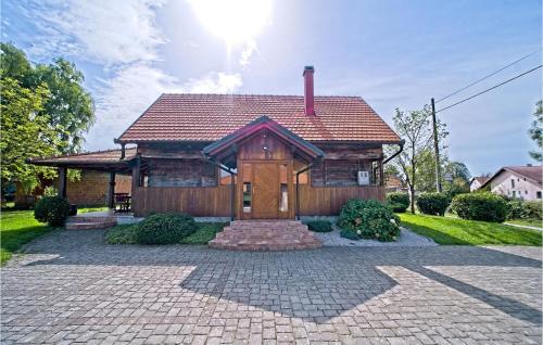 2 Bedroom Amazing Home In Zamrsje