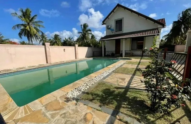 2-bedroom apartment in enchanting Dar-es-salaam with WiFi, Swimming pool