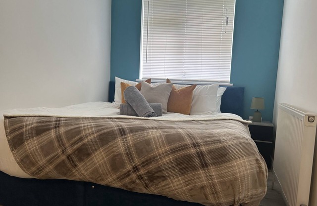 2 Bedroom apartment near Gatwick