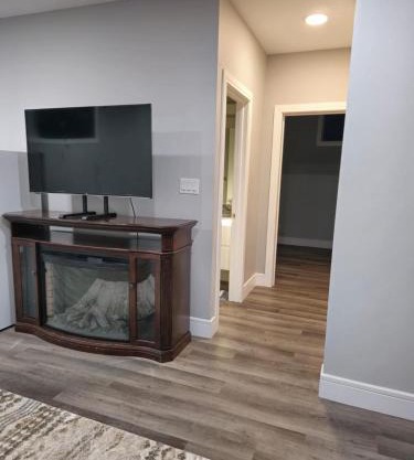 2 bedroom basement-All Incl