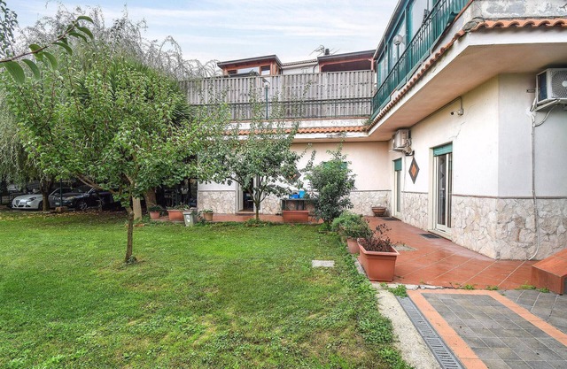 2 bedroom cozy apartment in Napoli