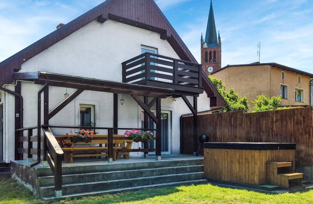 2 bedroom cozy home in Gardna Wielka