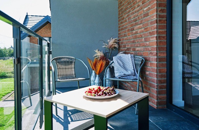 2 bedroom gorgeous home in Nowecin