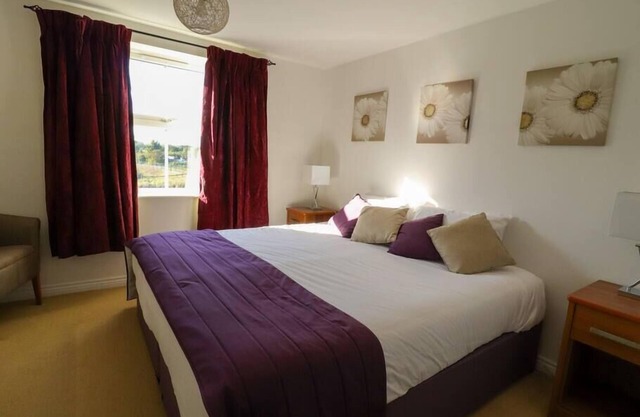 2 bedroom - great location near train station & parking @Banbury