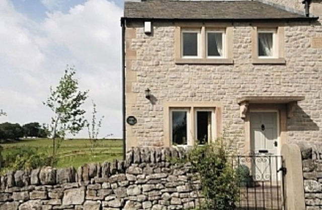 2 Bedroom Luxury Cottage close to Bakewell, in the stunning Peak District