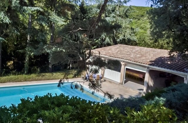 2 bedroom nice home in Cabrerolles