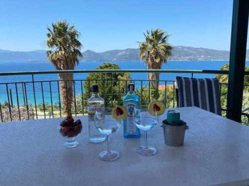 2 bedroom Palm Retreat sea & mountain view