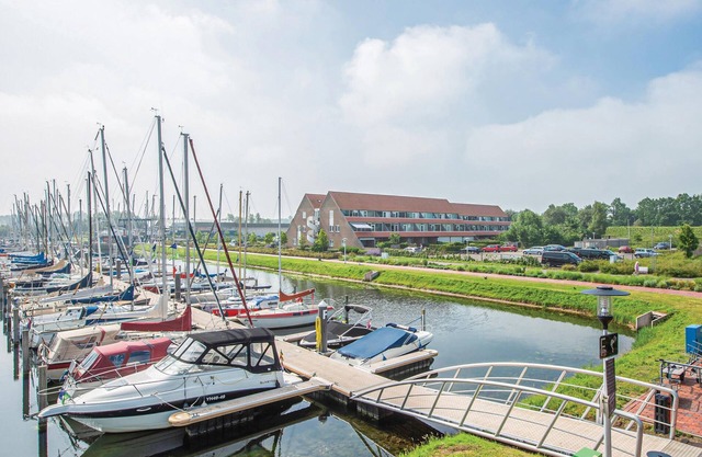2 bedroom stunning home in Bruinisse