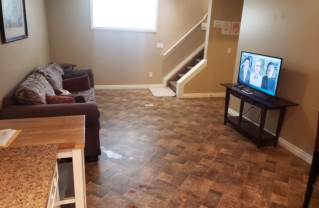 2 Bedroom Suite with BBQ ready on the Go!