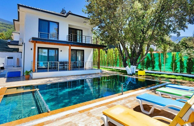 2 Bedroom Villa with Private Pool in Ölüdeniz