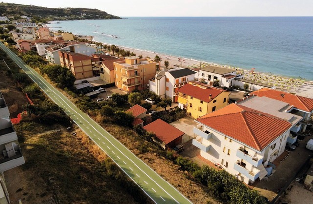 2 Bedrooms Apartment In Abruzzo
