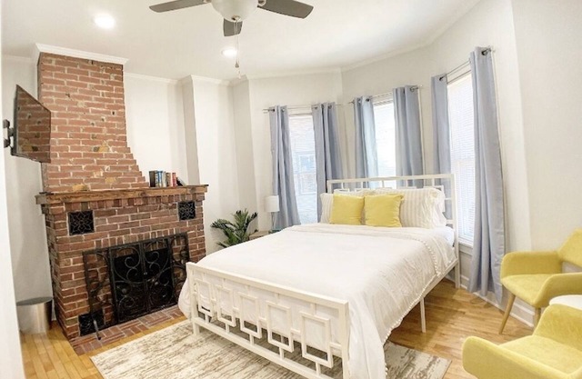 2 BR Modern Cozy Upstate Getaway