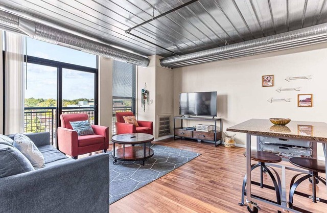 2 Combined Apartments near Kerrytown Concert House