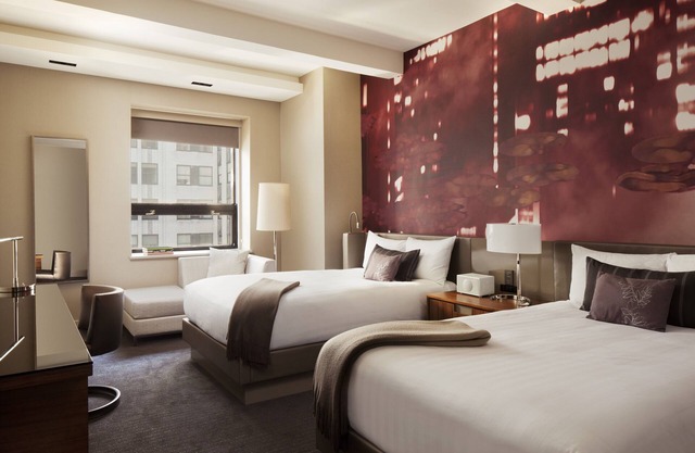 2 Connecting Suites at a 4⭐️ Hotel