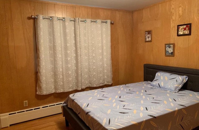 #2 Cozy Queen size bedroom @New Brunswick NJ downtown