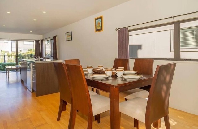 2 level self contained apartment close to the poolat AquaSoleil.