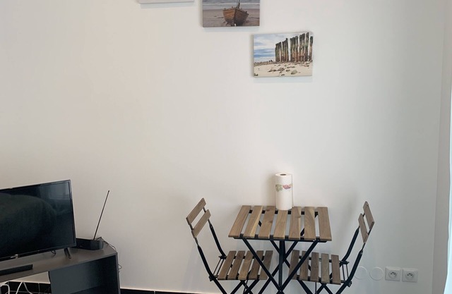 2 Petits Pavillons Individuels Type Studio