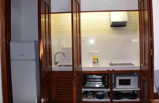 2 ROOM APARTMENT WITH BALCONY IN FRONT OF THE AR