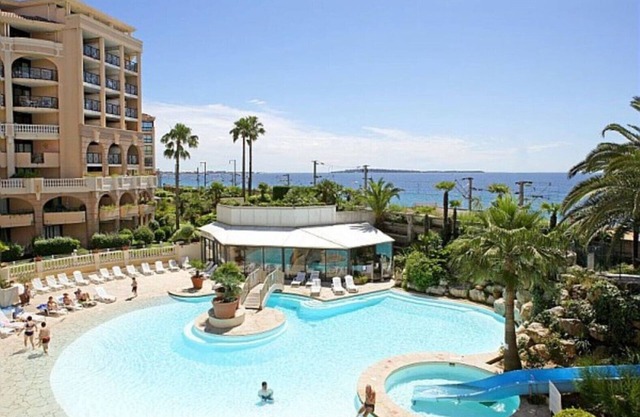 2 room apartment for 4/5 people sea view- Residence La Palme d'Azur